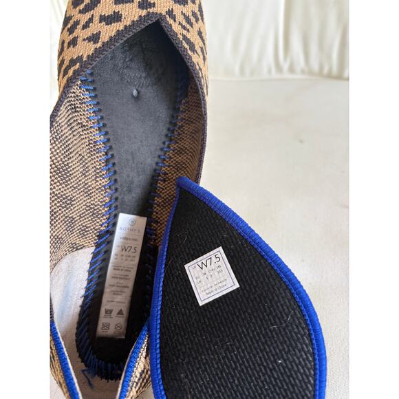 Rothy's Point Toe Flats 7.5 Leopard Spot Tan Black Comfort Travel Academia - Picture 6 of 7